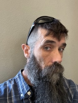 Perfil de Jon, un hombre soltero(a) de 45 años en Aberdeen