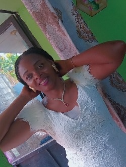 Minette's profile, a single 35-year-old a woman in Yaoundé