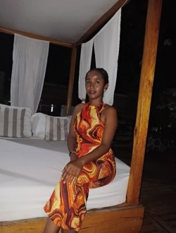 Vanessa Linda's profile, a single 30-year-old a woman in Abattoir