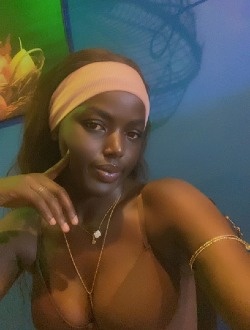 Rose's profile, a single 25-year-old a woman in Yaoundé