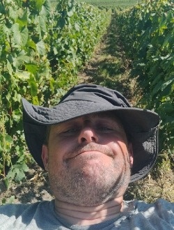 Jean's profile, a single 40-year-old a man in Dunkerque