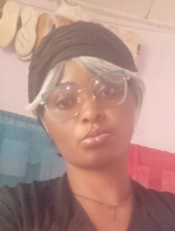 Ernestine's profile, a single 28-year-old a woman in Mbalmayo