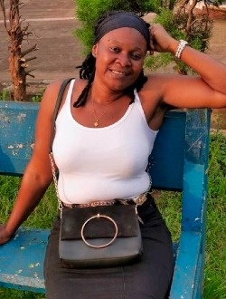 Valerie's profile, a single 39-year-old a woman in Yaoundé