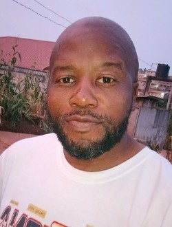 Eugene Boss's profile, a single 40-year-old a man in Yaoundé