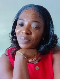Berly's profile, a single 30-year-old a woman in Le Mans