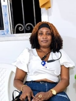 Wullie's profile, a single 40-year-old a woman in Douala