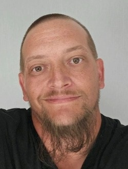 Perfil de Erik, un hombre soltero(a) de 40 años en Buffalo