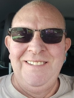 Cyrille's profile, a single 60-year-old a man in Paris