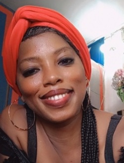 Tima's profile, a single 28-year-old a woman in Bamako