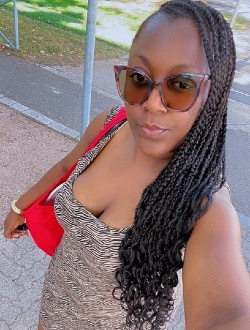 Yolande's profile, a single 34-year-old a woman in Strasbourg