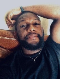 Christopher's profile, a single 32-year-old a man in Libreville