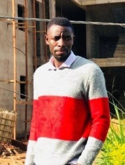 Séverin's profile, a single 27-year-old a man in Yaoundé
