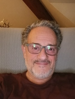 Paco's profile, a single 63-year-old a man in Valserhône