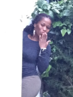 Naomi's profile, a single 49-year-old a woman in Ottawa