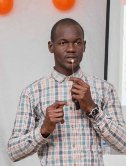 Yann's profile, a single 34-year-old a man in Abidjan