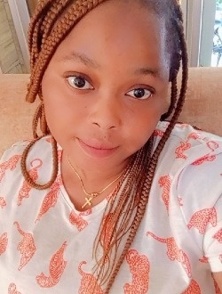 Elisabeth's profile, a single 29-year-old a woman in Parakou