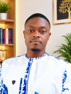 Bernard's profile, a single 36-year-old a man in Lomé