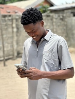 Anicet's profile, a single 23-year-old a man in Abomey-Calavi