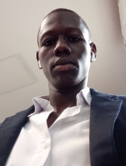 Félix's profile, a single 25-year-old a man in Cocody