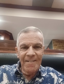 Pierre's profile, a single 72-year-old a man in Repentigny