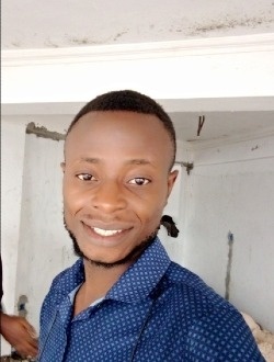 Gloria's profile, a single 32-year-old a man in Lubumbashi