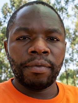 Chris's profile, a single 33-year-old a man in Beni