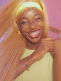 Brenda's profile, a single 23-year-old a woman in Yaoundé