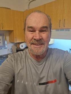 William's profile, a single 71-year-old a man in Saint-Jérôme