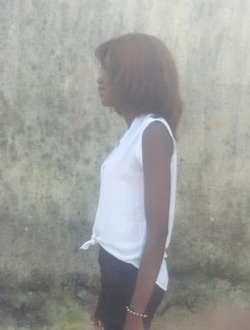 Divina's profile, a single 34-year-old a woman in Douala