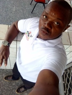 Michel's profile, a single 37-year-old a man in Douala