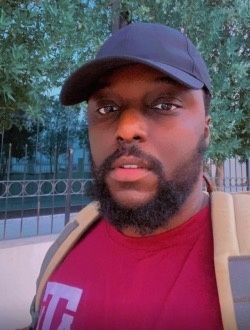 Kings's profile, a single 34-year-old a man in Guangzhou