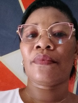 Diane's profile, a single 43-year-old a woman in Petit Abidjan-Youkou