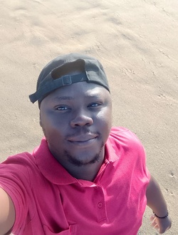 Léopold's profile, a single 34-year-old a man in Lomé