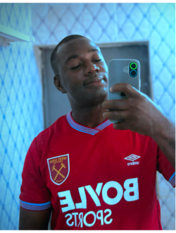 Rokens's profile, a single 29-year-old a man in Aalé