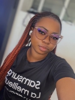 Inès's profile, a single 26-year-old a woman in Yaoundé