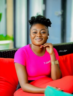 Helene's profile, a single 25-year-old a woman in Kinshassa