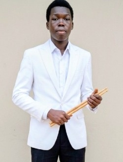 Ouz's profile, a single 18-year-old a man in Dakar