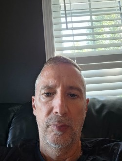 Jacques's profile, a single 56-year-old a man in Joliette