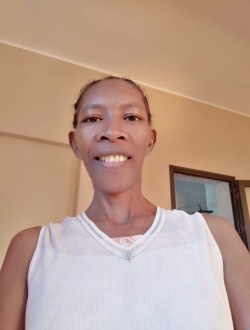 Jeannine's profile, a single 47-year-old a woman in Antsiranana