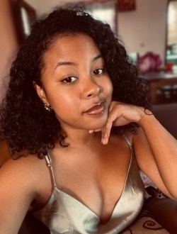 Romina's profile, a single 23-year-old a woman in Toamasina