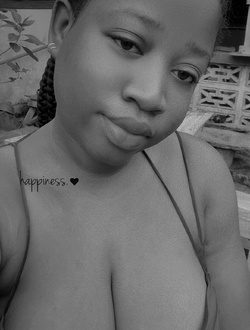 Ida's profile, a single 26-year-old a woman in Avédji