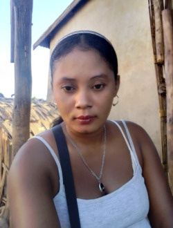 Hanitra's profile, a single 30-year-old a woman in Ihorombe
