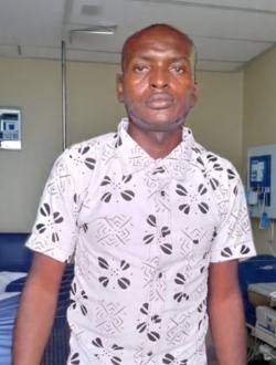 Ulriche's profile, a single 33-year-old a man in Douala