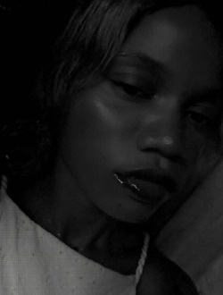 Floriane's profile, a single 24-year-old a woman in Cotonou