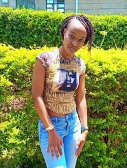Lydia's profile, a single 32-year-old a woman in Frankfurt