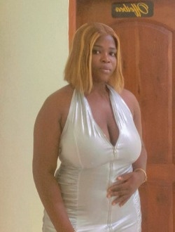 Chrix's profile, a single 26-year-old a woman in Accra