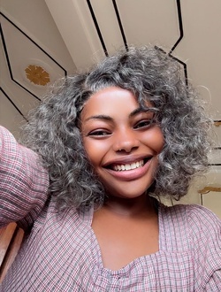 Juju's profile, a single 28-year-old a woman in Douala