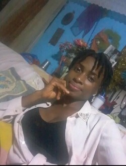 Sophie Bibiche's profile, a single 27-year-old a woman in Libreville