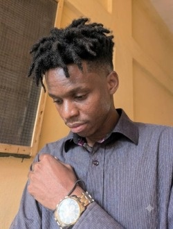 Capwel's profile, a single 33-year-old a man in Lomé