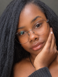 Iverline's profile, a single 19-year-old a woman in Port-Gentil